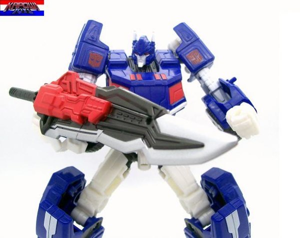 Transformers Generations Fall Of Cybertron Ultra Magnus Image  (15 of 15)